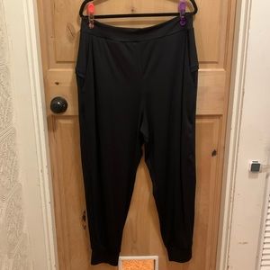 Namastetics Savasana Jogger NWOT